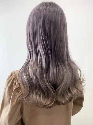 セミロング カラー 薄田 珠美のヘアスタイル