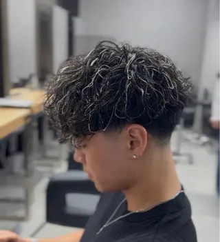 ショート カラー パーマ メンズ 🔥メンズ 特化🔥菊水皐暉🔥のヘアスタイル
