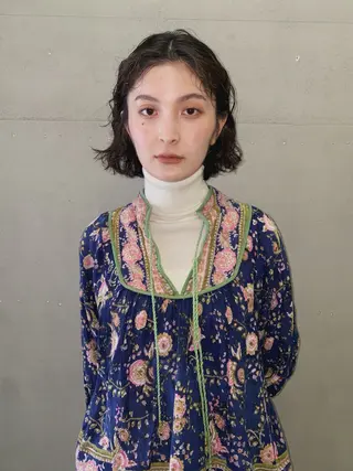 ミディアム カラー パーマ 砂原 ひよりのヘアスタイル