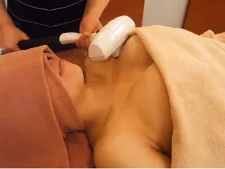 アイリーサロン バスト専用のエステ・リラクイメージ