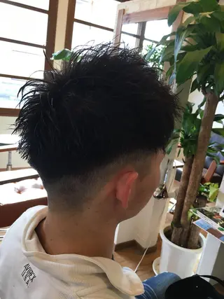 ショート 井上 真利のヘアスタイル