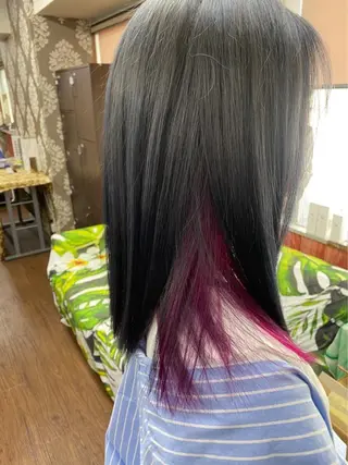 カラー masa ディレクターのヘアスタイル
