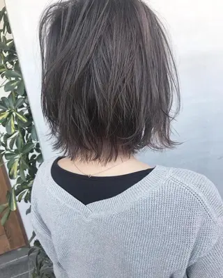 カラー mu ku.のヘアスタイル