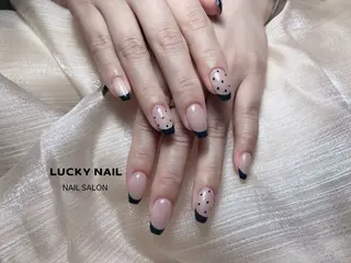 ネイル LUCKY NAILのネイルデザイン