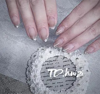 ミディアム めぐみのネイルサロン スタッフ練習のネイルデザイン