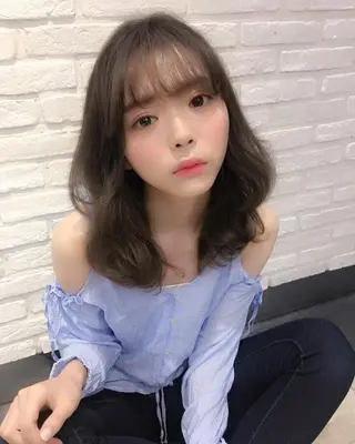 セミロング 遠藤 眞実のヘアスタイル