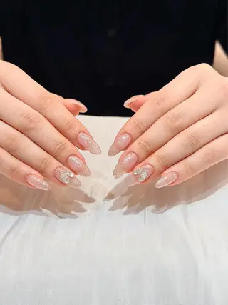 ネイル CHERIR Emiのネイルデザイン