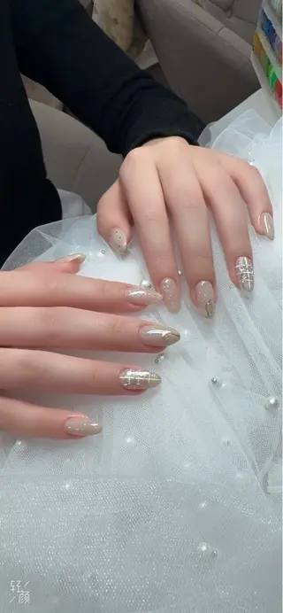 ネイル ゴ .のネイルデザイン