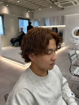 ショート パーマ メンズ 波巻きスパイラルパー マ/シャドウパーマ駿のヘアスタイル