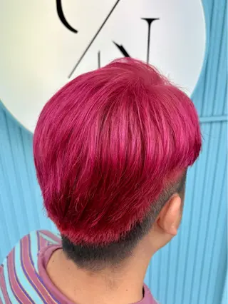 カラー メンズ 髙木 優人のヘアスタイル
