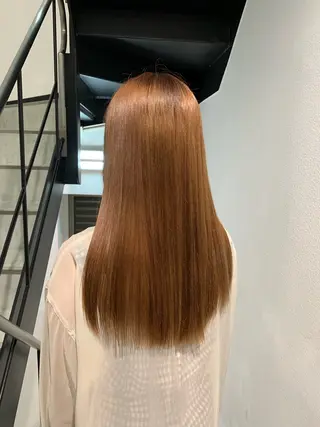 ロング yiye shioriのヘアスタイル