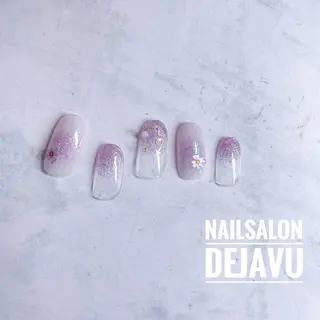 ネイル Nail salon Dejavu 🌿のネイルデザイン