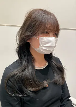 ロング 赤み消し透明感カラー 似合わせ前髪柴田礼空のヘアスタイル