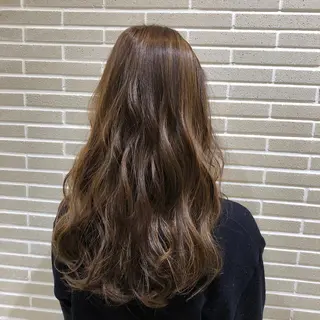 ロング カラー ヘアアレンジ 山北 咲子のヘアスタイル