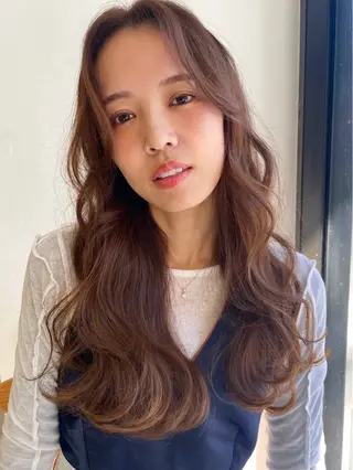 ロング カラー パーマ LadA AIのヘアスタイル
