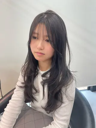 ロング 韓国ヘア/レイヤー Londエレンのヘアスタイル