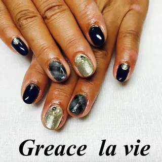 ミディアム カラー パーマ ヘアアレンジ キッズ ネイル マツエク・マツパ Greace  la vieのネイルデザイン