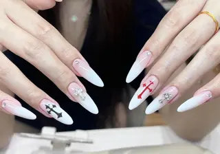 ネイル Pure&Rich Nailのネイルデザイン