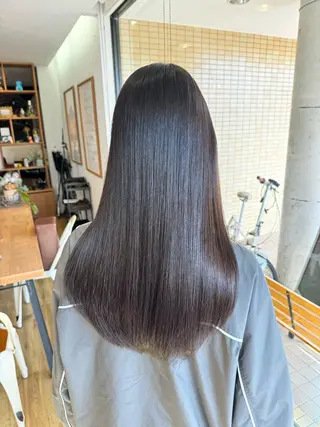 ロング カラー ツキダテ ユイのヘアスタイル