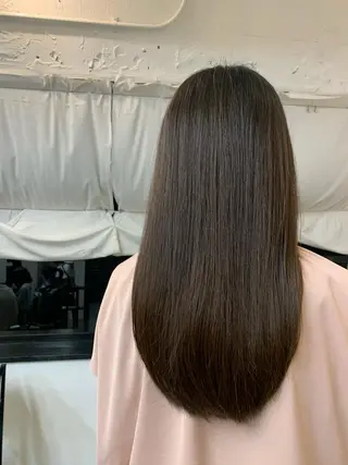 セミロング カラー トップ スタイリストのヘアスタイル