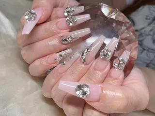 ネイル マツエク・マツパ アイブロウ Nail&eye Belire 新宿のネイルデザイン