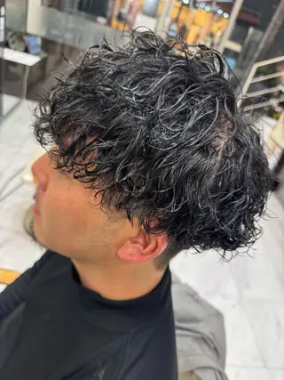 ショート パーマ メンズ 目黒 碧人のヘアスタイル