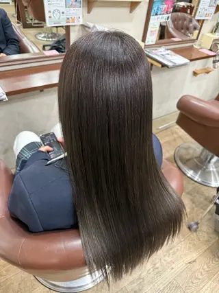カラー 鈴木 星音のヘアスタイル