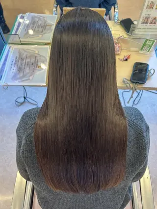 セミロング 鈴木 優里花のヘアスタイル