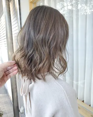 ミディアム カラー belta 姫路山吹 カラーモデル募集のヘアスタイル