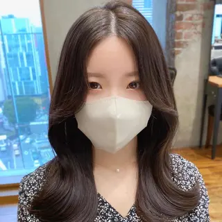 ミディアム カラー 顔まわりカット🌟 くびれヘア/寺門遥輝のヘアスタイル