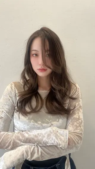 ロング カラー 柔らかい艶暖色 レイヤー🫧姫汝のヘアスタイル