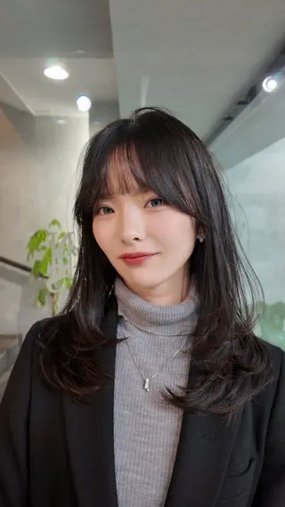 セミロング カラー You/透明感カラー レイヤーカット/ボブのヘアスタイル