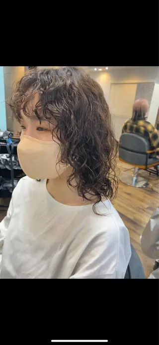 ミディアム パーマ 口コミ150件超え 💬☘️笹岡航太のヘアスタイル