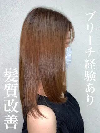 セミロング パーマ ブリーチでもできる 縮毛矯正相原慎🌈のヘアスタイル
