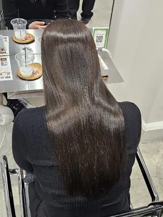 ロング 宮本 愛梨のヘアスタイル