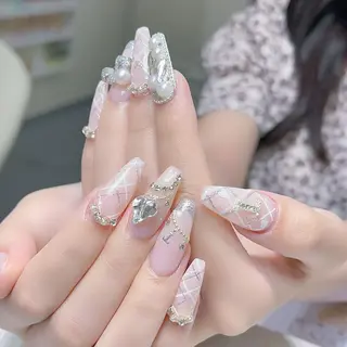 ネイル Queens ゲンのネイルデザイン