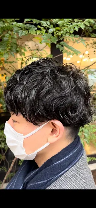 ショート パーマ メンズ 早稲田 千尋のヘアスタイル