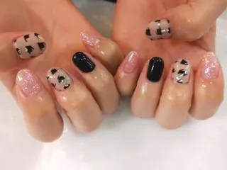 ネイル はばすみれ🎀ﾈｲﾙ 光ﾌｪｲｼｬﾙ ﾍｱのネイルデザイン