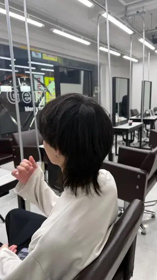 ミディアム パーマ ヘアアレンジ メンズ ウルフ/毛流れ/ アイロン風/AOTOのヘアスタイル