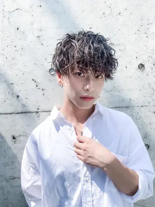 パーマ メンズ カズキ🌼曲がる 縮毛矯正のヘアスタイル
