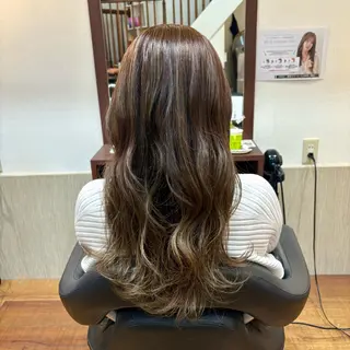 ロング MOLLA ✂️辻桃加のヘアスタイル