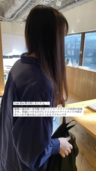 ロング io濱川 遥のヘアスタイル