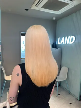セミロング カラー ブリーチカラー 🩵MIZUKIのヘアスタイル