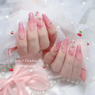 ネイル ✩.*🎀 aoi🎀4/22空のネイルデザイン