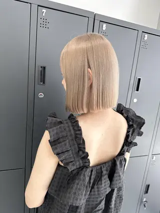 セミロング ミルクティーベージュ 新潟万代/MANA♡のヘアスタイル