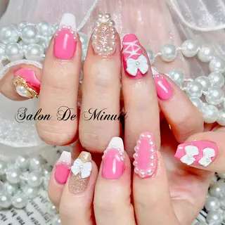 ネイル Momo 🤍のネイルデザイン