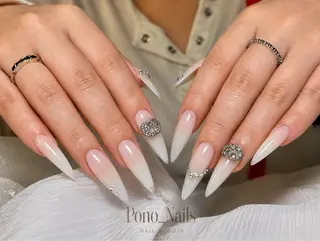セミロング ティキ Pono Nailsのネイルデザイン