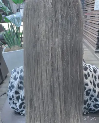 ロング ♣︎Rikitake Yasu ✂︎のヘアスタイル