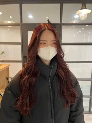 ロング Neale. ナナカのヘアスタイル