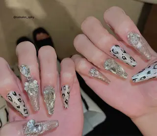 ネイル Spiky とうげ ふうかのネイルデザイン